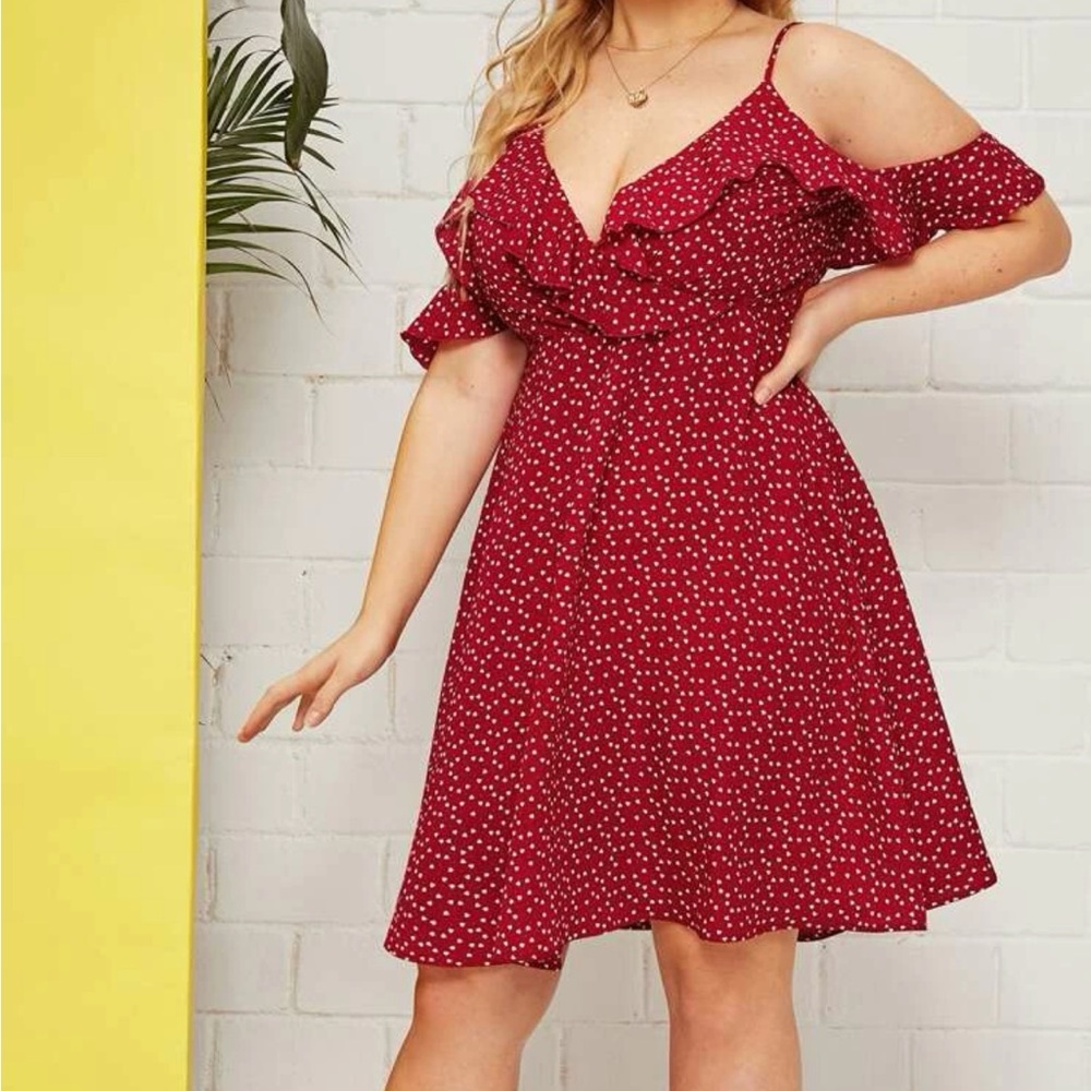 SHEIN PLUS RUFFLE COLD SHOULDER CONFETTI HEART PRINT DRESS